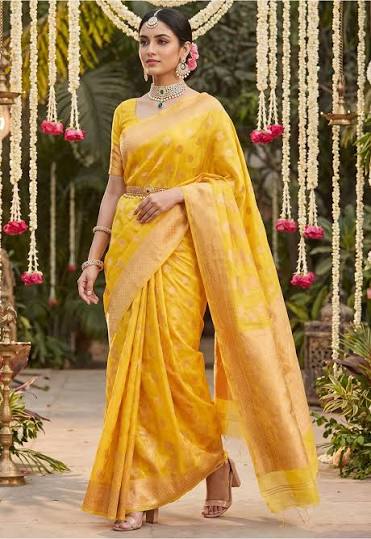 Shweta Tiwari Amber Yellow Banarasi Silk Saree