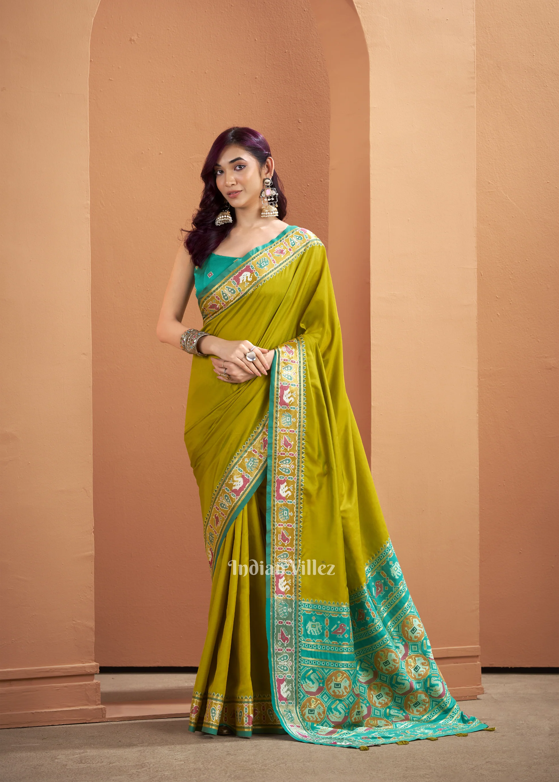 Kishori Shahane Lime Green Silk Woven Paithani Saree